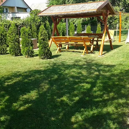 Lägenhet Munkacsy Balatonfenyves